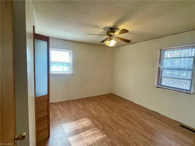 $149,000 | 217 Lakeview Drive East, Thomasville, NC 27360