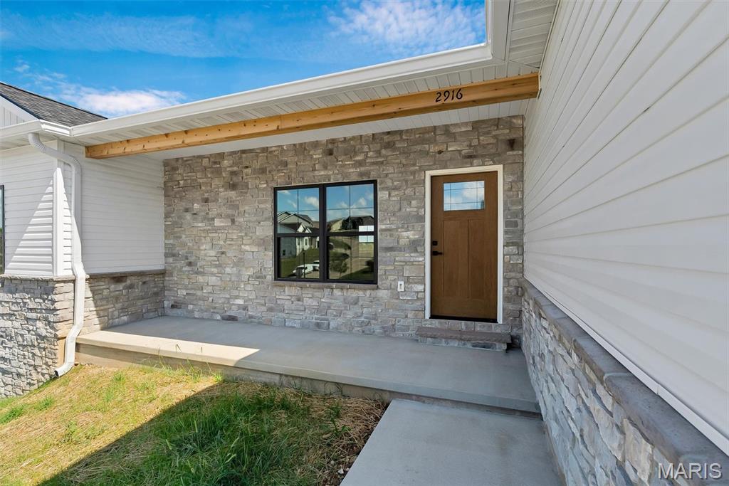 2916 Shirley Close Road Washington, MO 63090 - Photo 2 of 37 Gallery Image 2