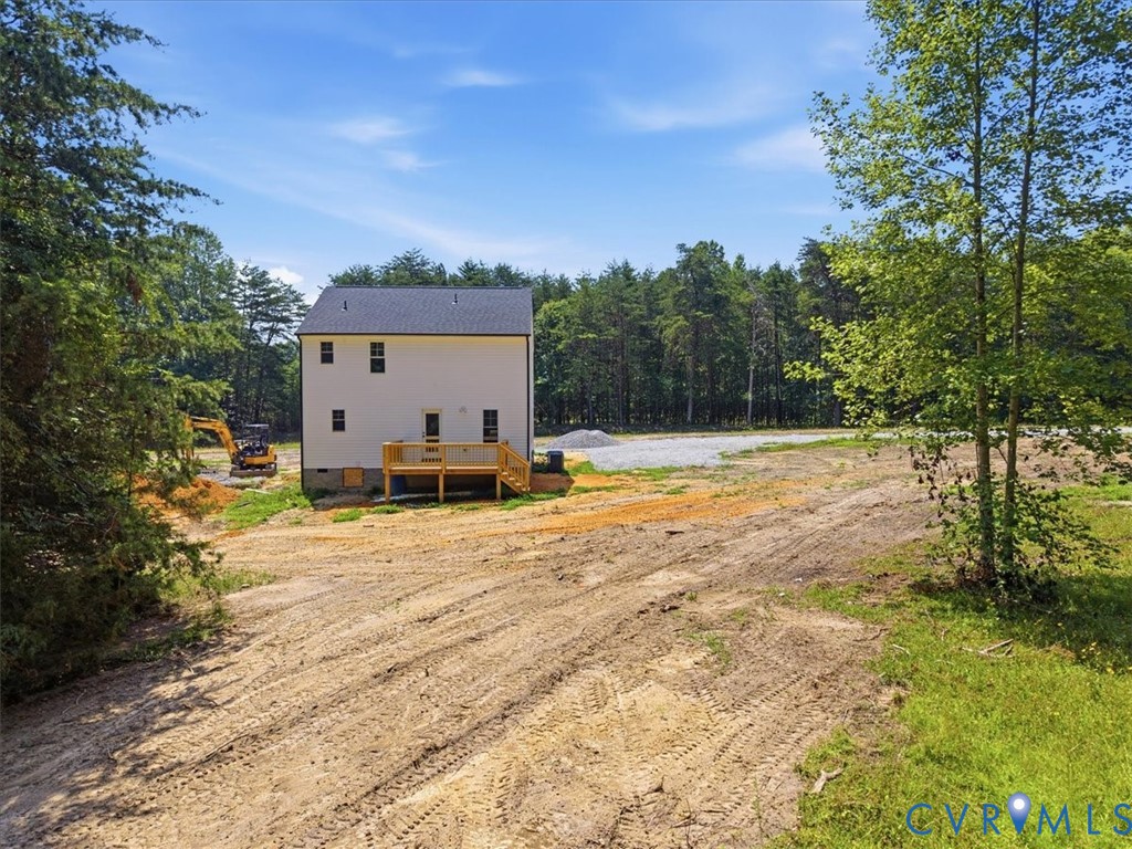 654 Frenchs Store Road Cumberland, VA 23040 - Photo 2 of 24