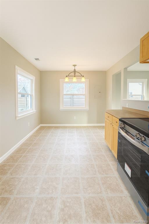 7276 Andersonville Road Clarkston, MI 48346 - Photo 4 of 9