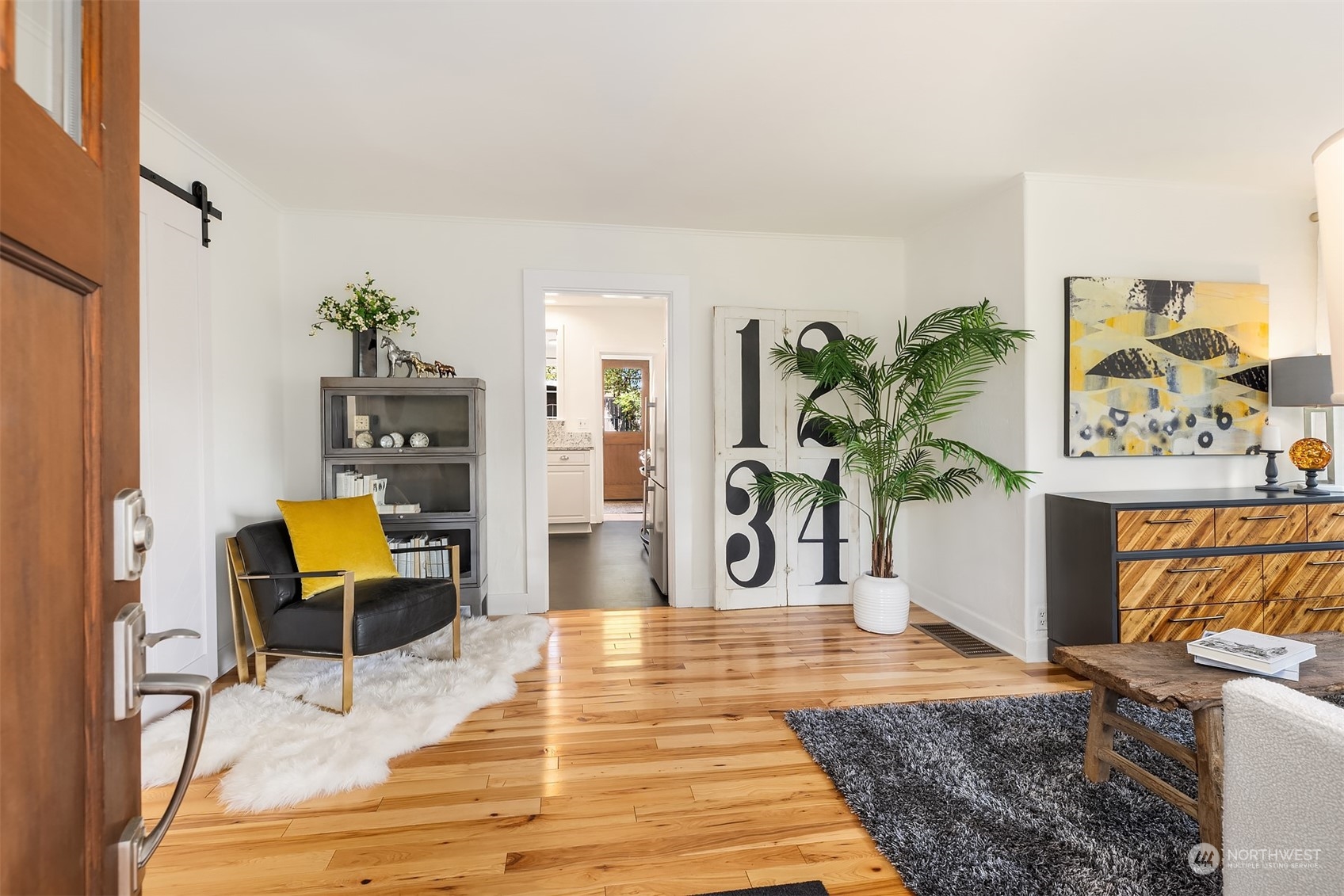 4922 Southwest Dawson Street Seattle, WA 98136 - Photo 4 of 40 Gallery Image 4