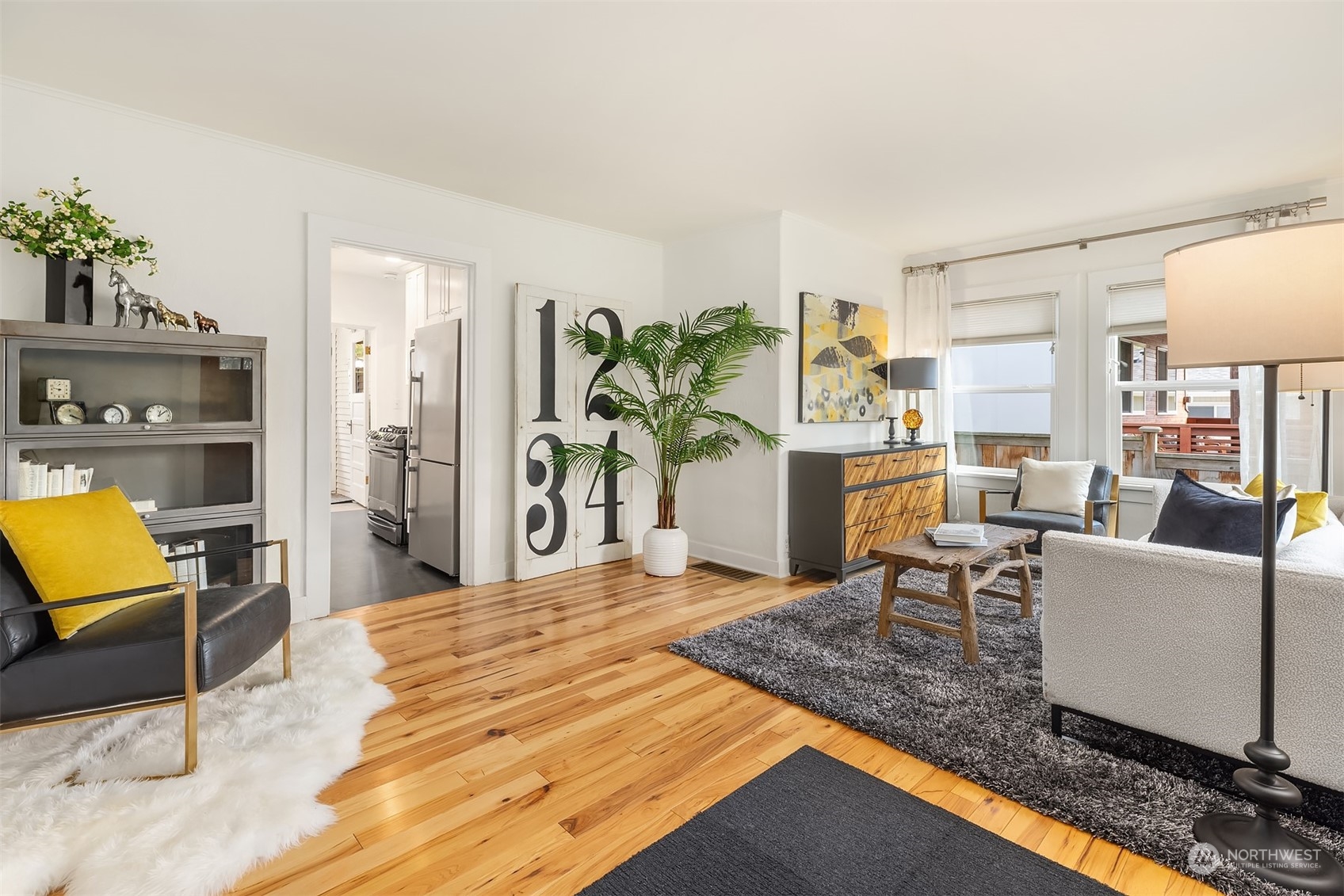 4922 Southwest Dawson Street Seattle, WA 98136 - Photo 5 of 40 Gallery Image 5