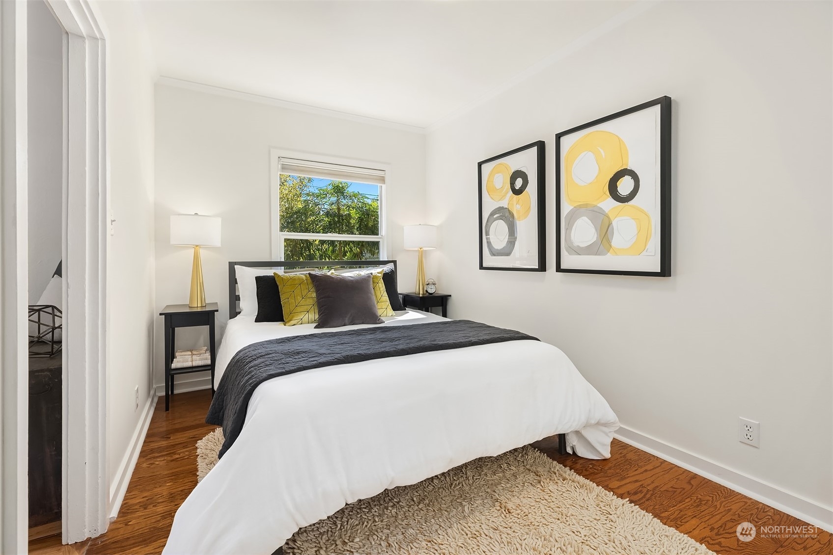 4922 Southwest Dawson Street Seattle, WA 98136 - Photo 8 of 40 Gallery Image 8