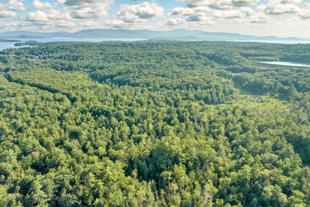 $2,500,000 | 290 Pine Hill Road, Wolfeboro, NH 03894