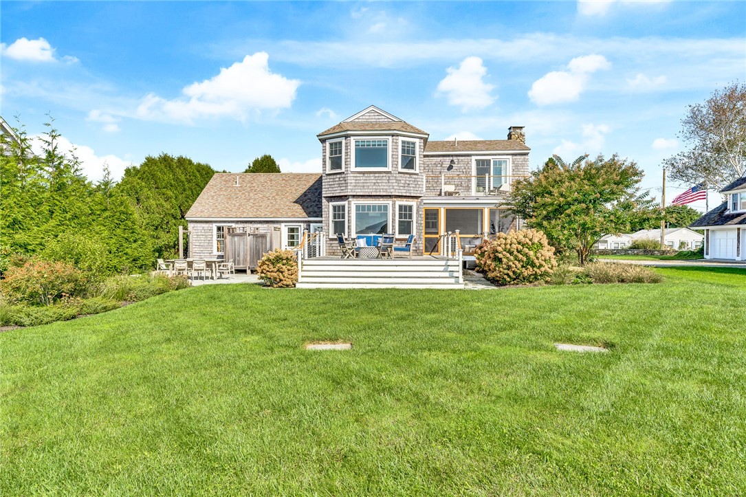 7 Upland Road Westerly, RI 02891 - Photo 2 of 5