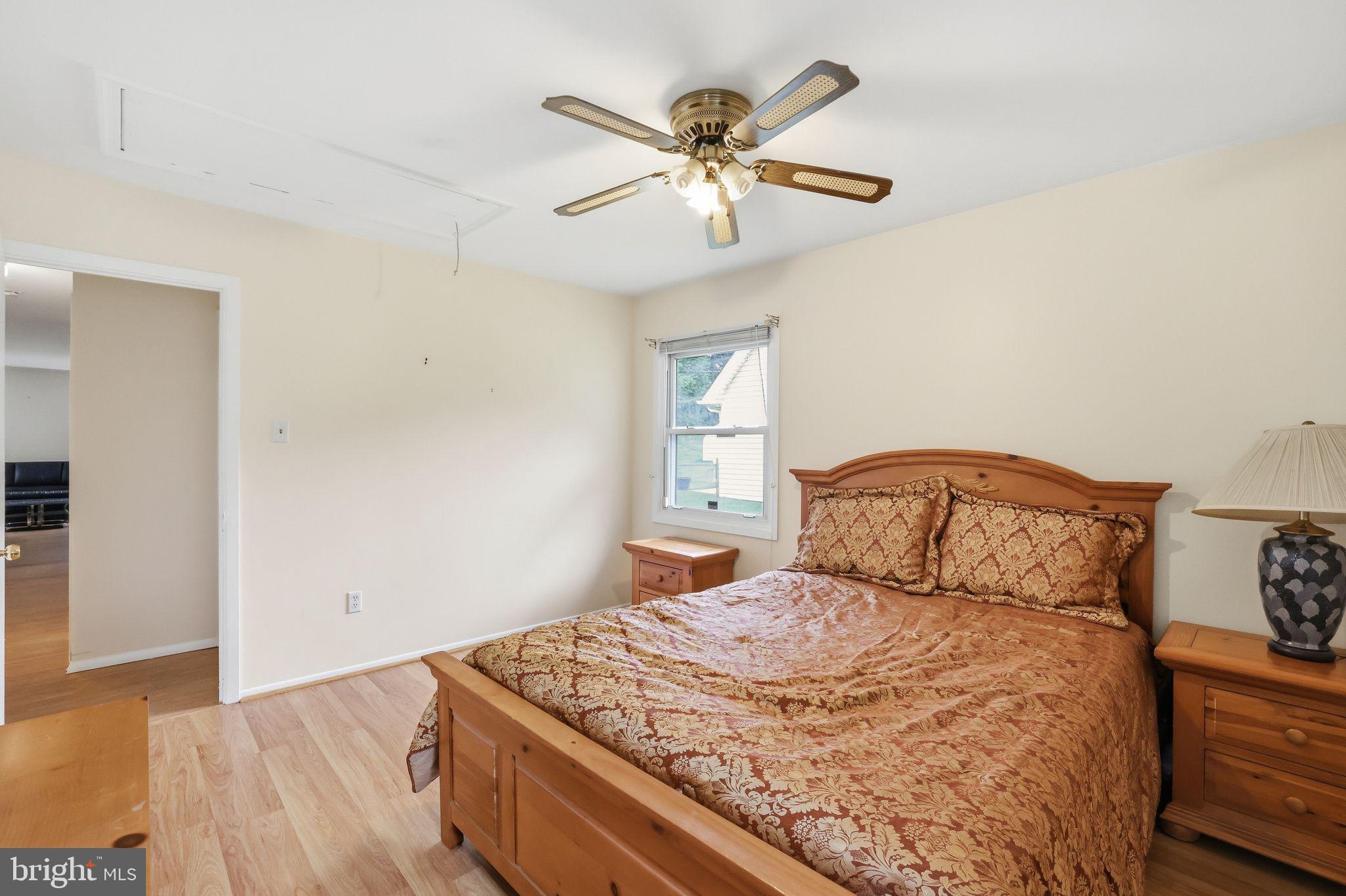 12308 Melling Lane Bowie, MD 20715 - Photo 23 of 37 Bedroom 2