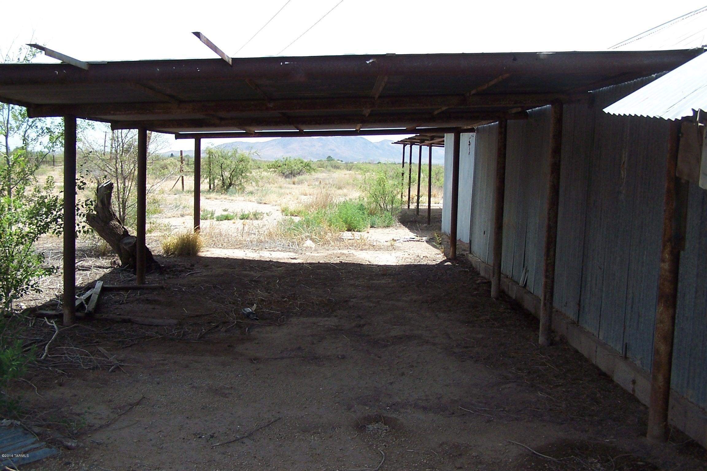 2990 North Fort Grant Road Willcox, AZ 85643 - Photo 5 of 9