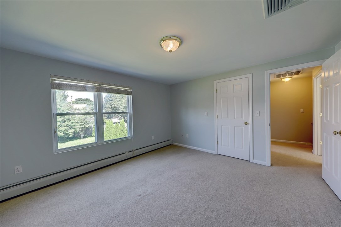 55 Chiswick Road Warwick, RI 02889 - Photo 20 of 26 Gallery Image 20