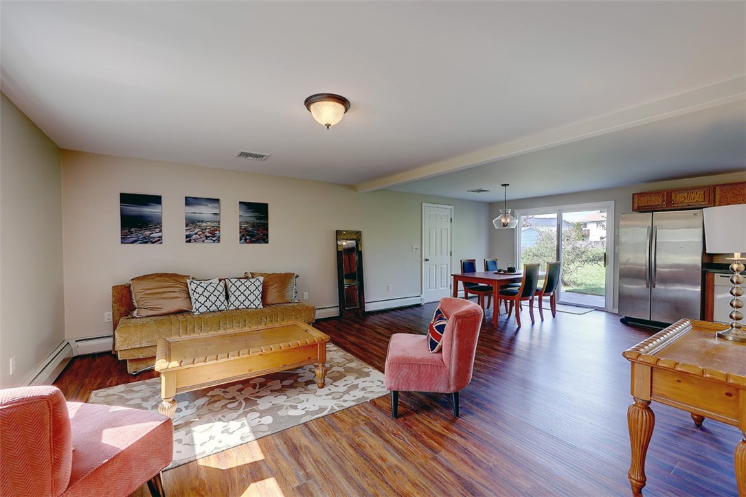 55 Chiswick Road Warwick, RI 02889 - Photo 3 of 26 Gallery Image 3