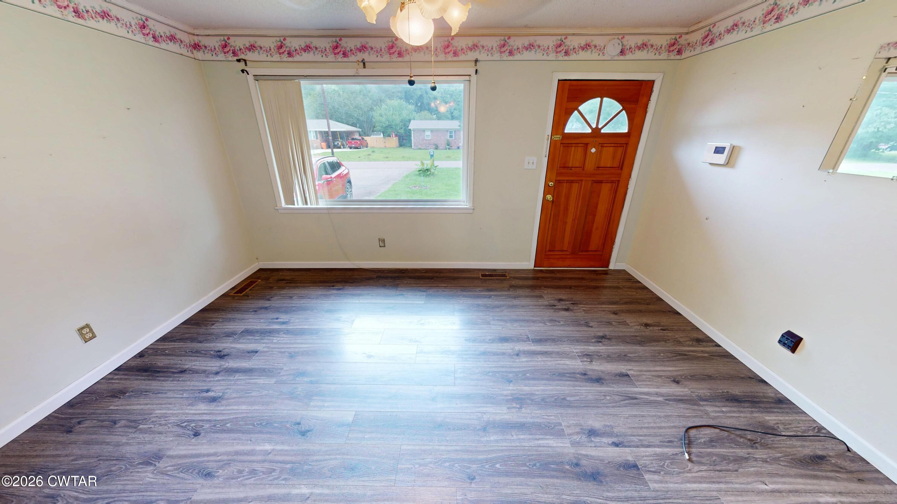 617 Drew Road Dyersburg, TN 38024 - Photo 4 of 27 617-Drew-Rd-06082026_140601