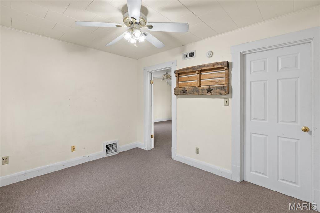 600 Locust Street Washington, MO 63090 - Photo 29 of 39