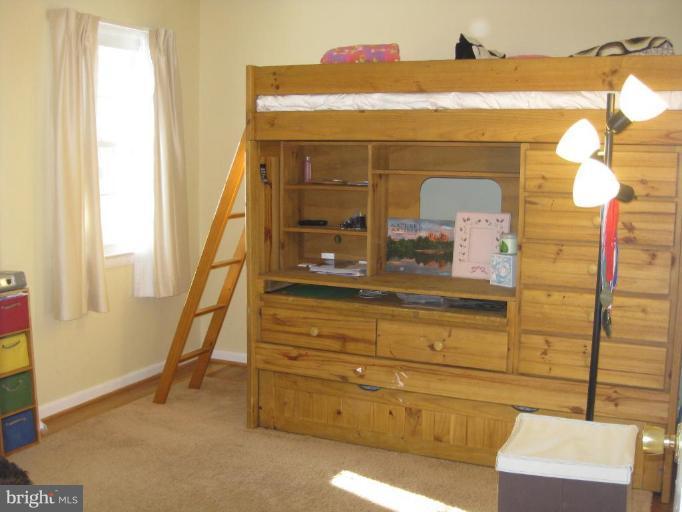 8624 Bunnell Drive Potomac, MD 20854 - Photo 4 of 26 Bedroom #4