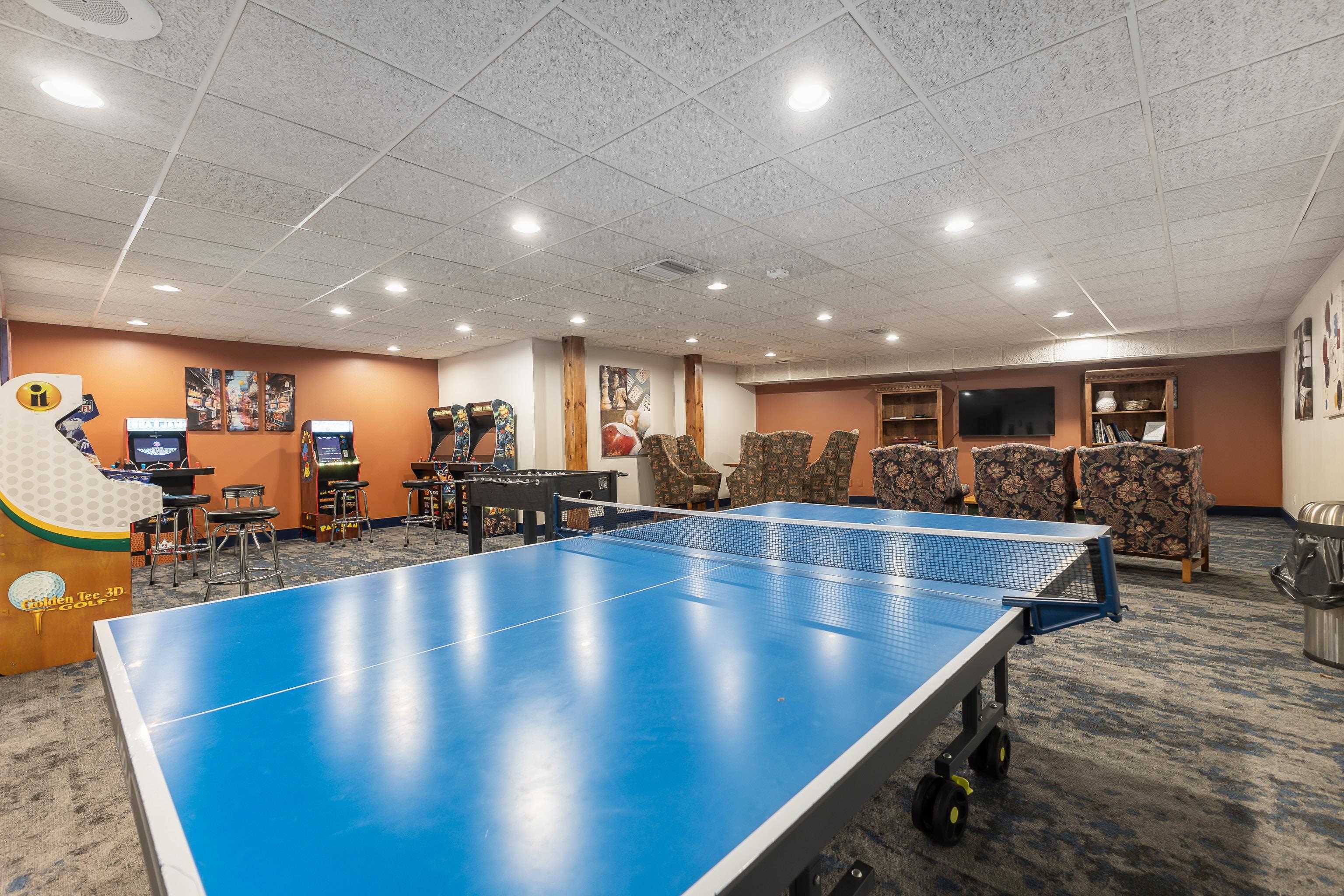 5129 West Longhollow Road Galena, IL 61036 - Photo 18 of 20 a view of a room with lots of furniture in it