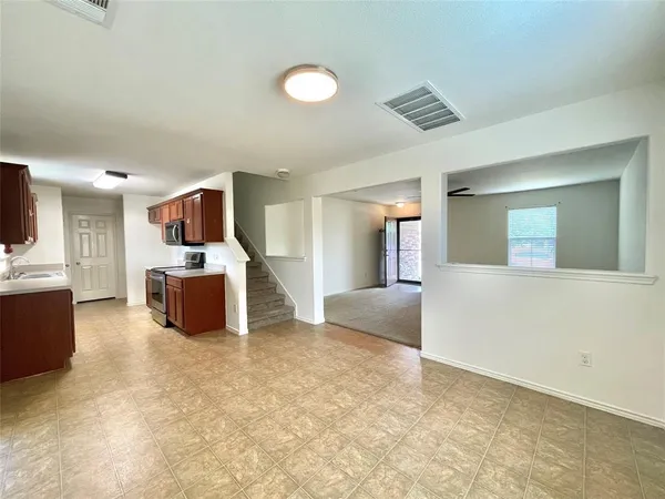 $1,990 | 13325 High Sierra Street, Manor, TX 78653