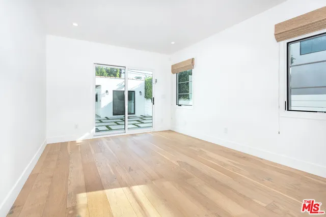 $2,499,999 | 732 North Cherokee Avenue, Los Angeles, CA 90038