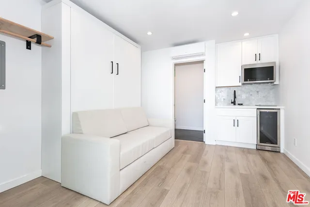 $2,499,999 | 732 North Cherokee Avenue, Los Angeles, CA 90038