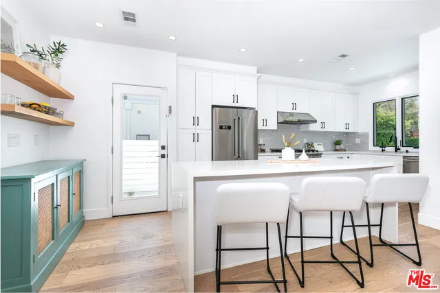 $2,499,999 | 732 North Cherokee Avenue, Los Angeles, CA 90038