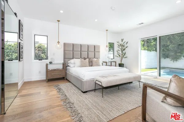 $2,499,999 | 732 North Cherokee Avenue, Los Angeles, CA 90038