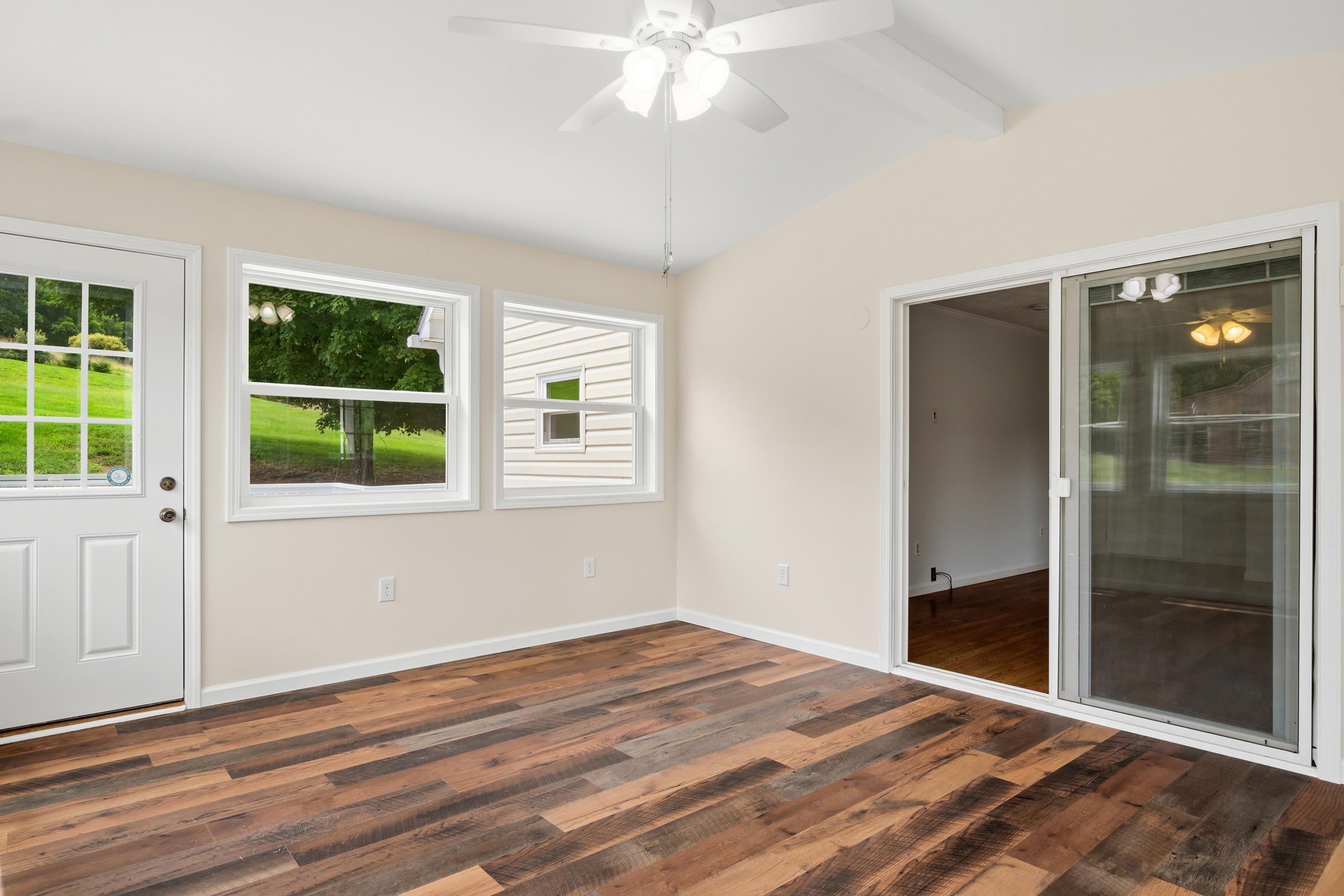 1862 Spring Valley Road Staffordsville, VA 24167 - Photo 45 of 96 Gallery Image 45