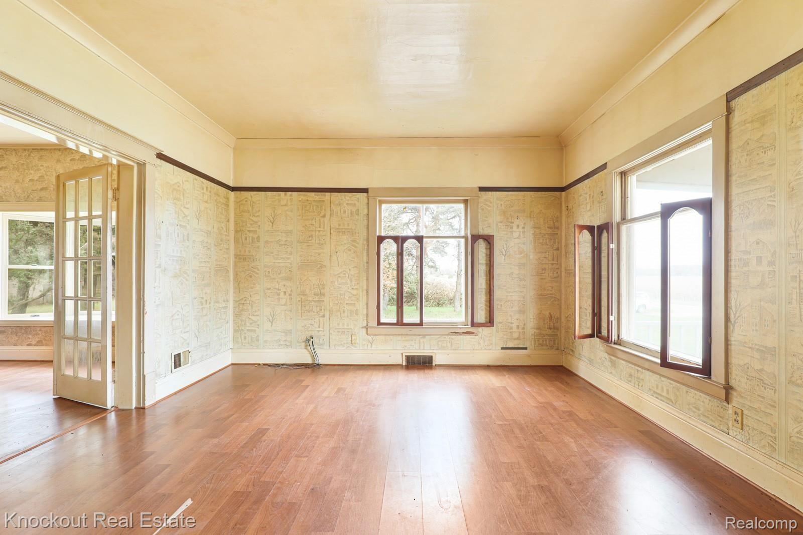 10870 South Dehmel Road Birch Run, MI 48415 - Photo 8 of 61 10780 Dehmel Rd Birch Run-8.jpg
