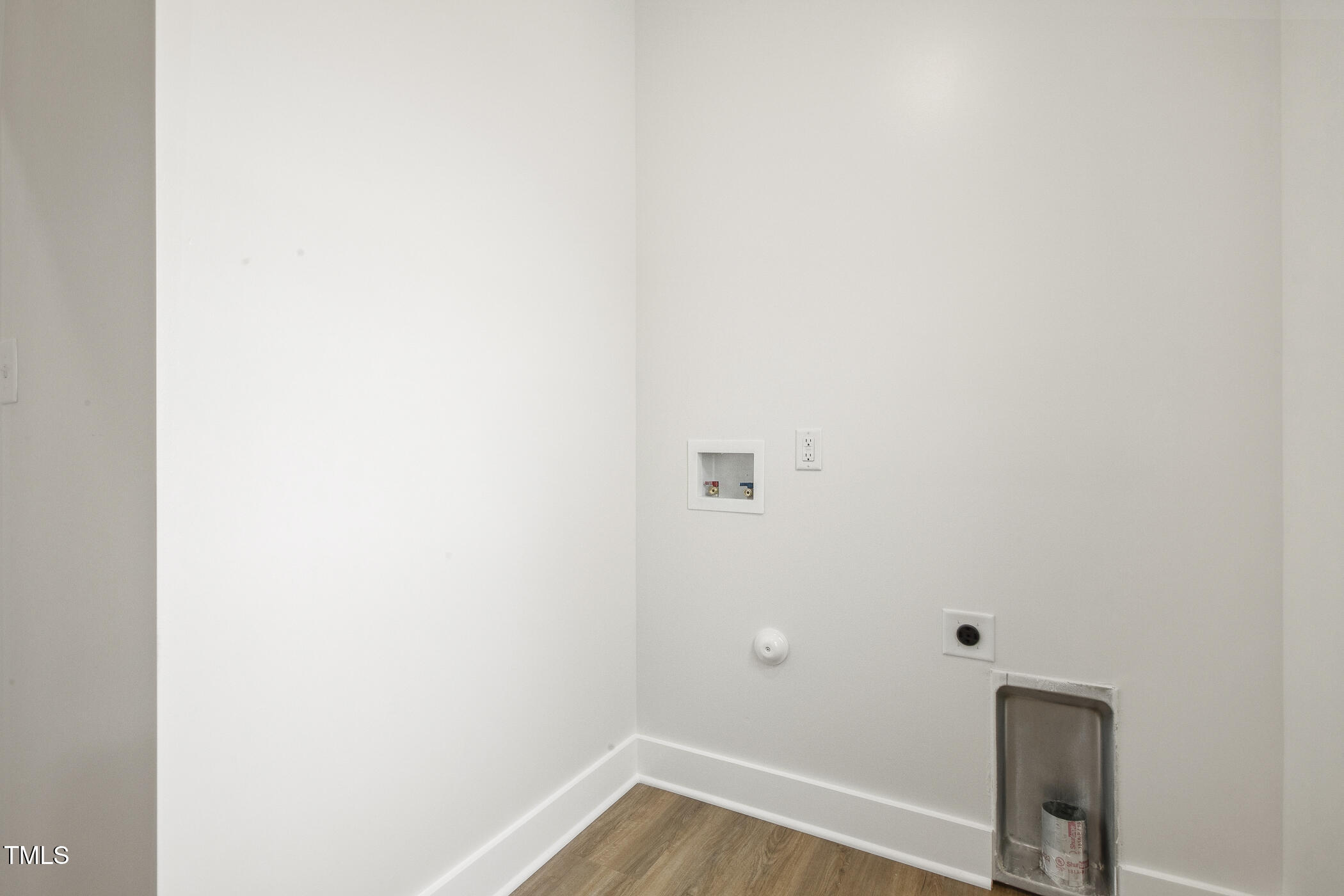 239 Surles Road Benson, NC 27504 - Photo 41 of 63 042