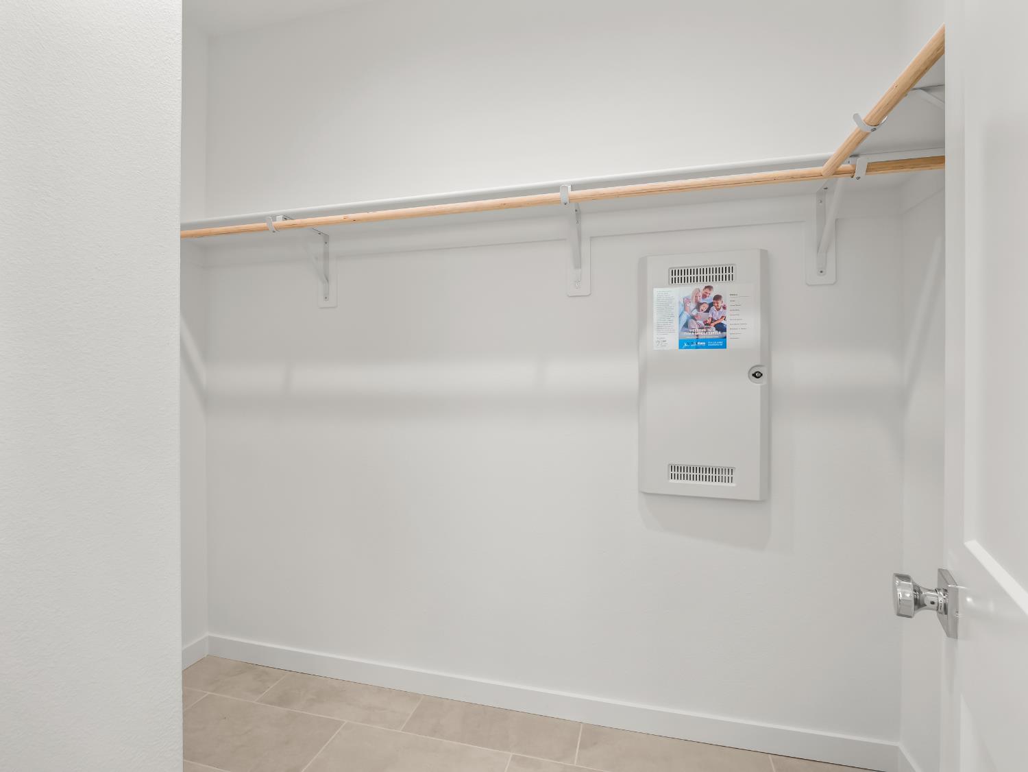 781 Elizabeth Avenue Madera, CA 93636 - Photo 18 of 31 a close up view of racks on the wall