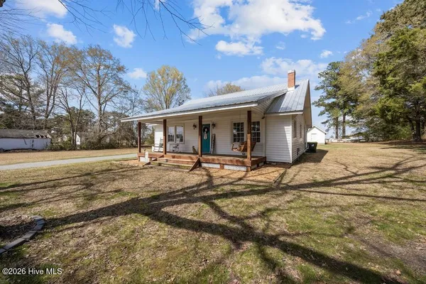 $289,900 | 301 East Wilson Street, Macclesfield, NC 27852