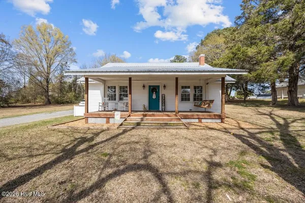 $274,900 | 301 East Wilson Street, Macclesfield, NC 27852