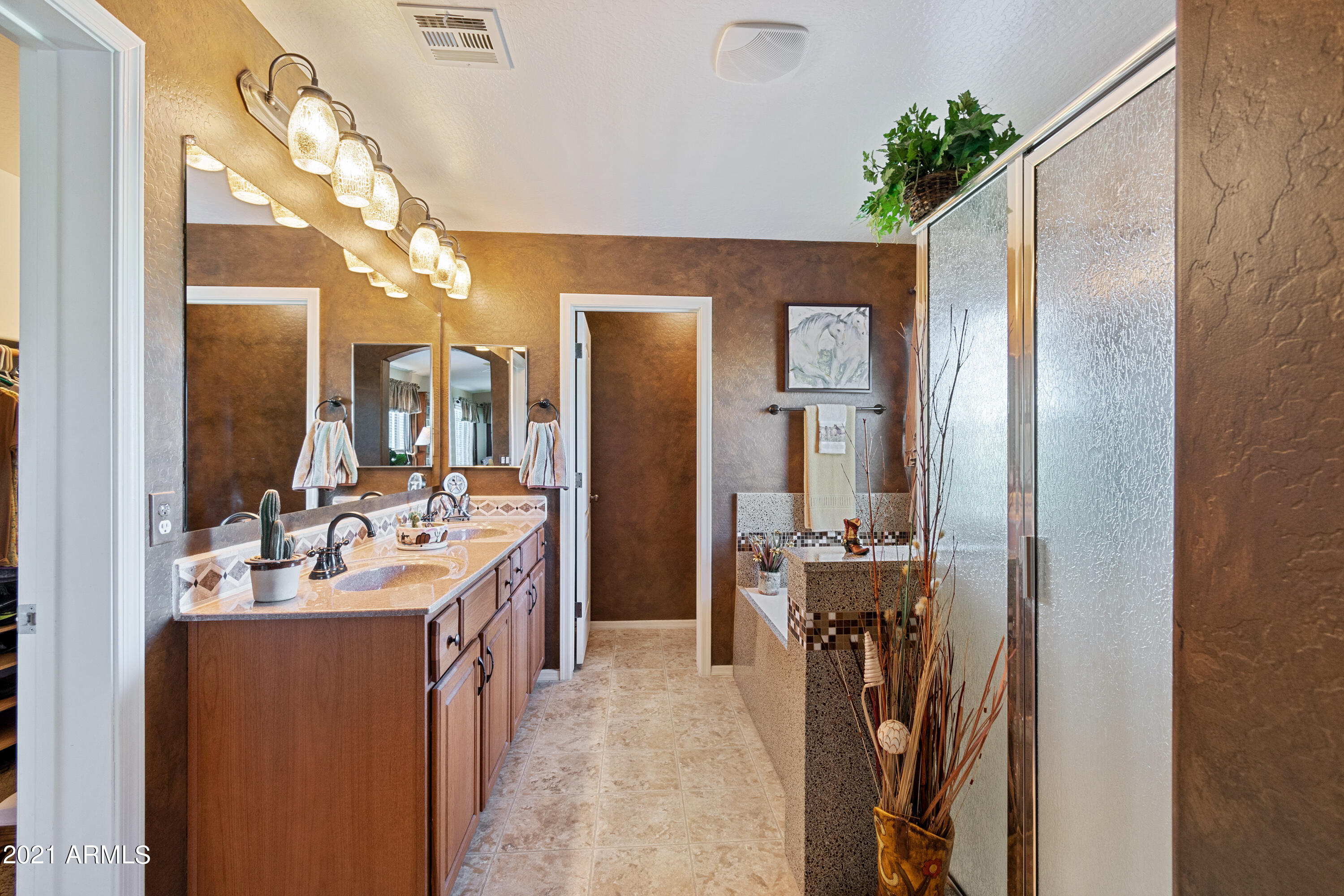 2316 West Steed Ridge Phoenix, AZ 85085 - Photo 17 of 40 Master bath