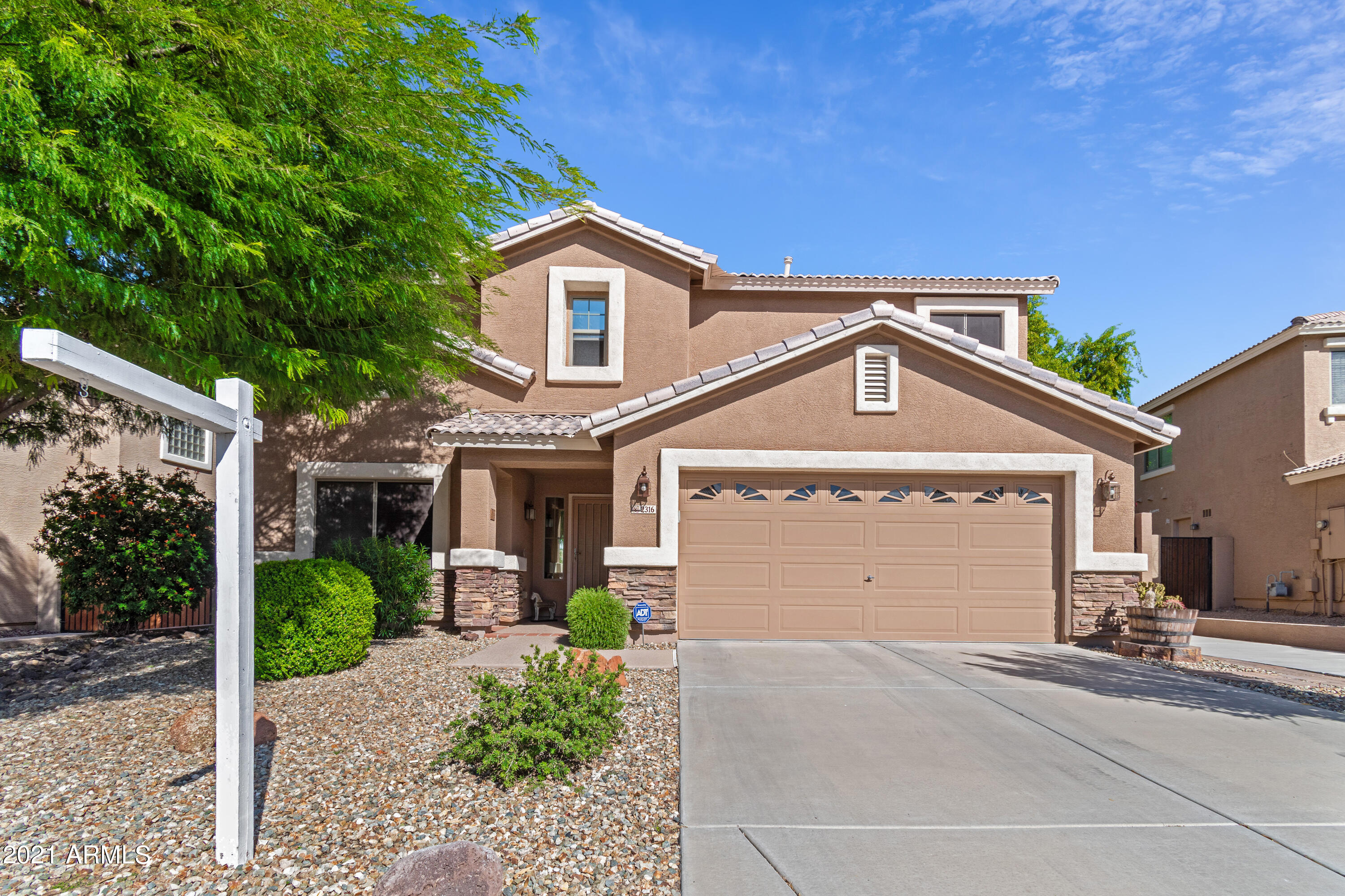 2316 West Steed Ridge Phoenix, AZ 85085 - Photo 3 of 40 2316 W. Steed Rdg Phoenix AZ