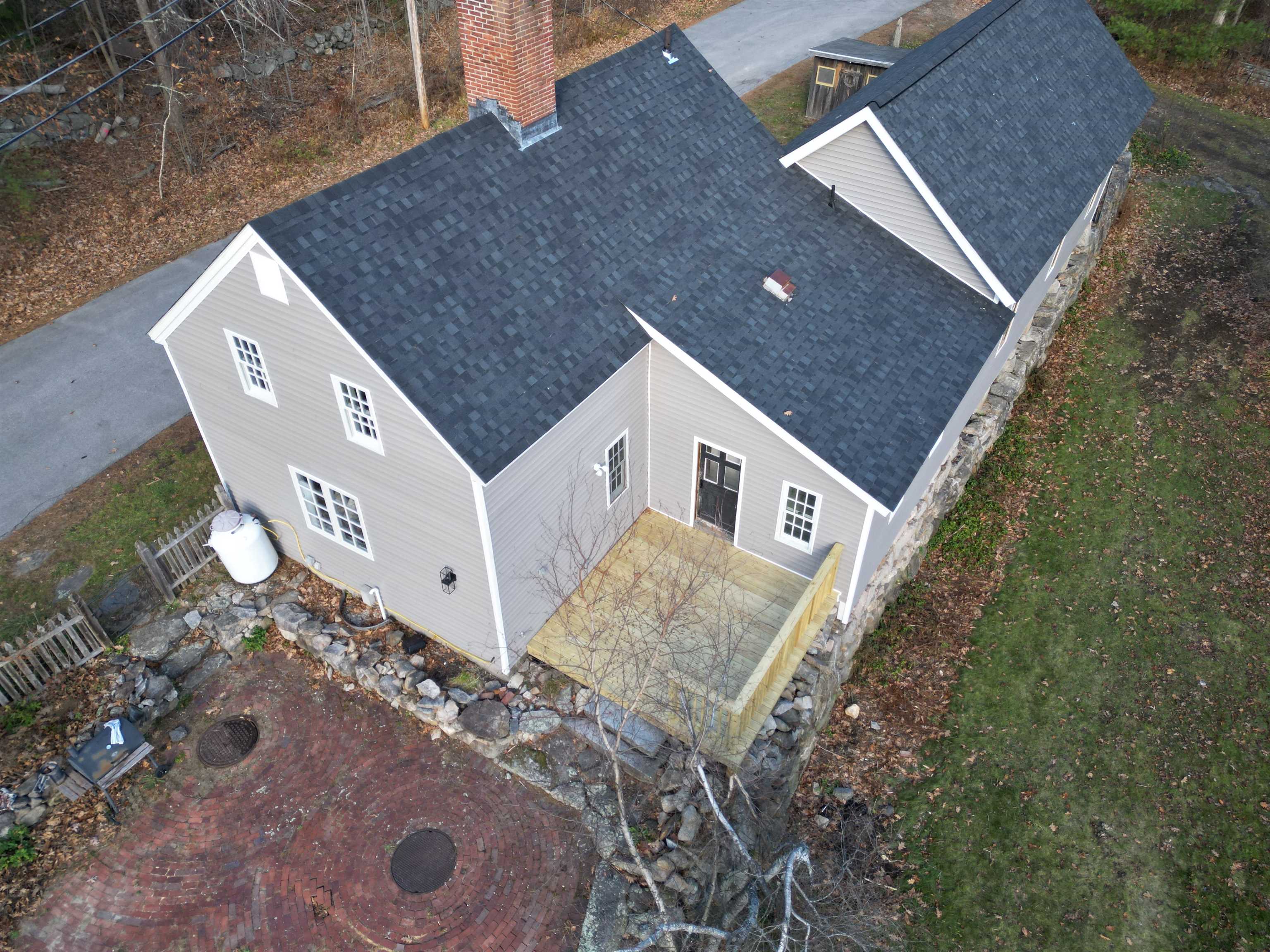 5 Hollow Road Bow, NH 03304 - Photo 4 of 50