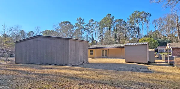 a view of outdoor space yard and patio