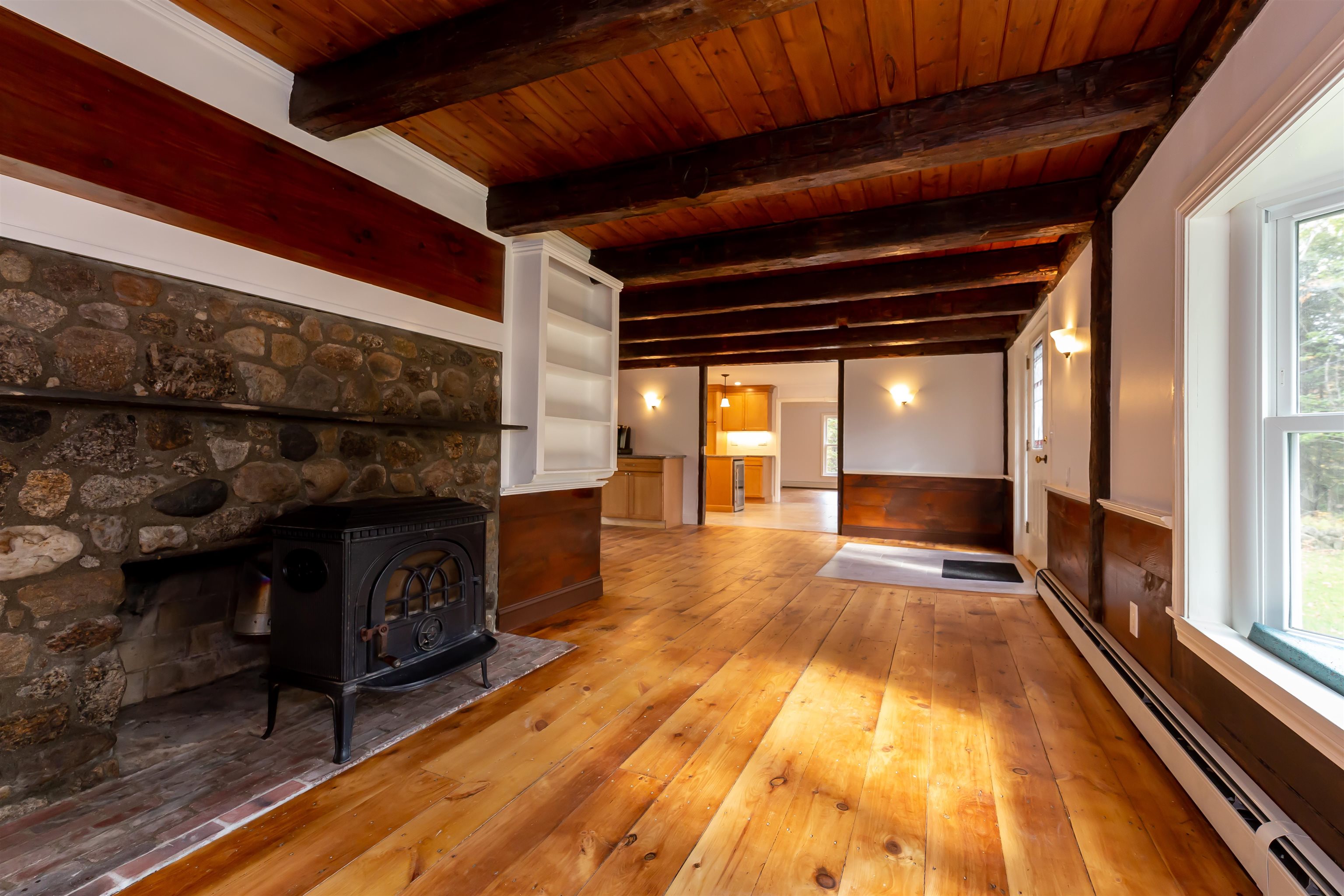 93 Sleeper Road Hillsborough, NH 03244 - Photo 8 of 40 Gallery Image 8