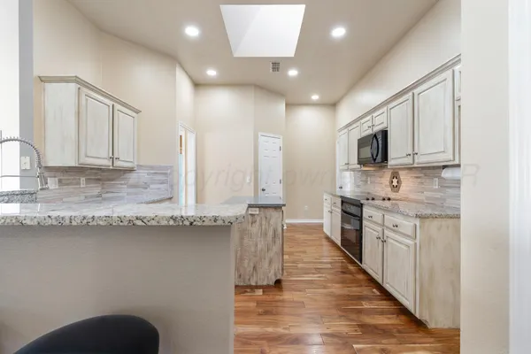 $279,900 | 6409 Academy Drive, Amarillo, TX 79119