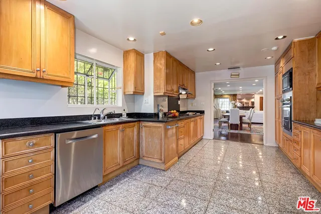 $2,199,000 | 2801 Glendon Avenue, Los Angeles, CA 90064