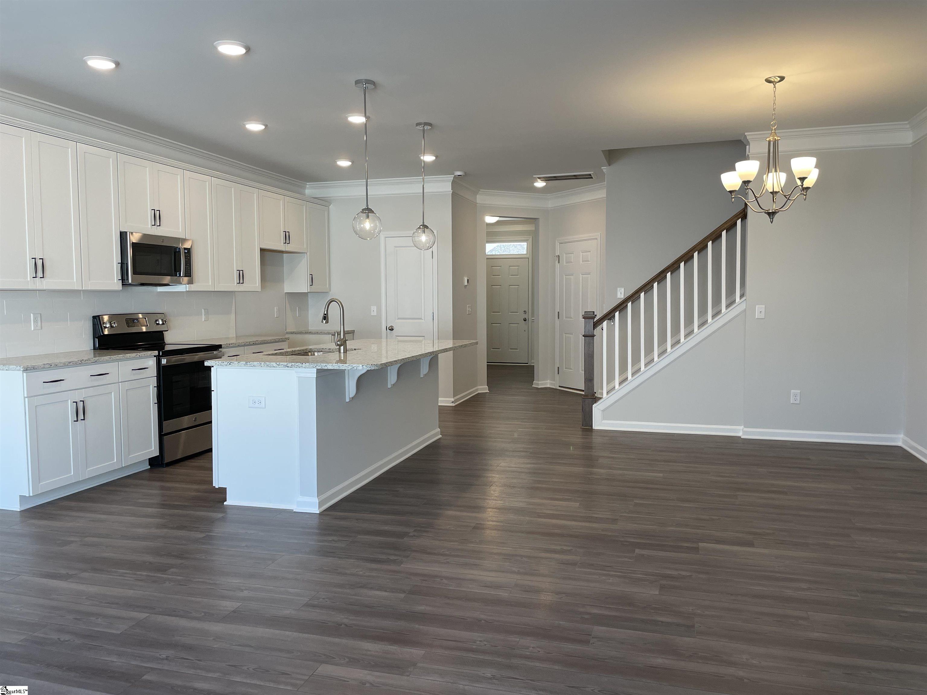 604 Autumn Lake Road Simpsonville, SC 29681 - Photo 8 of 16 Gallery Image 8