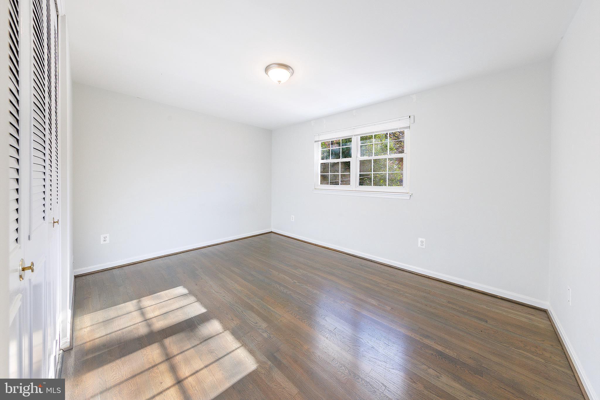 6800 Quebec Court Springfield, VA 22152 - Photo 32 of 44 Bedroom 4