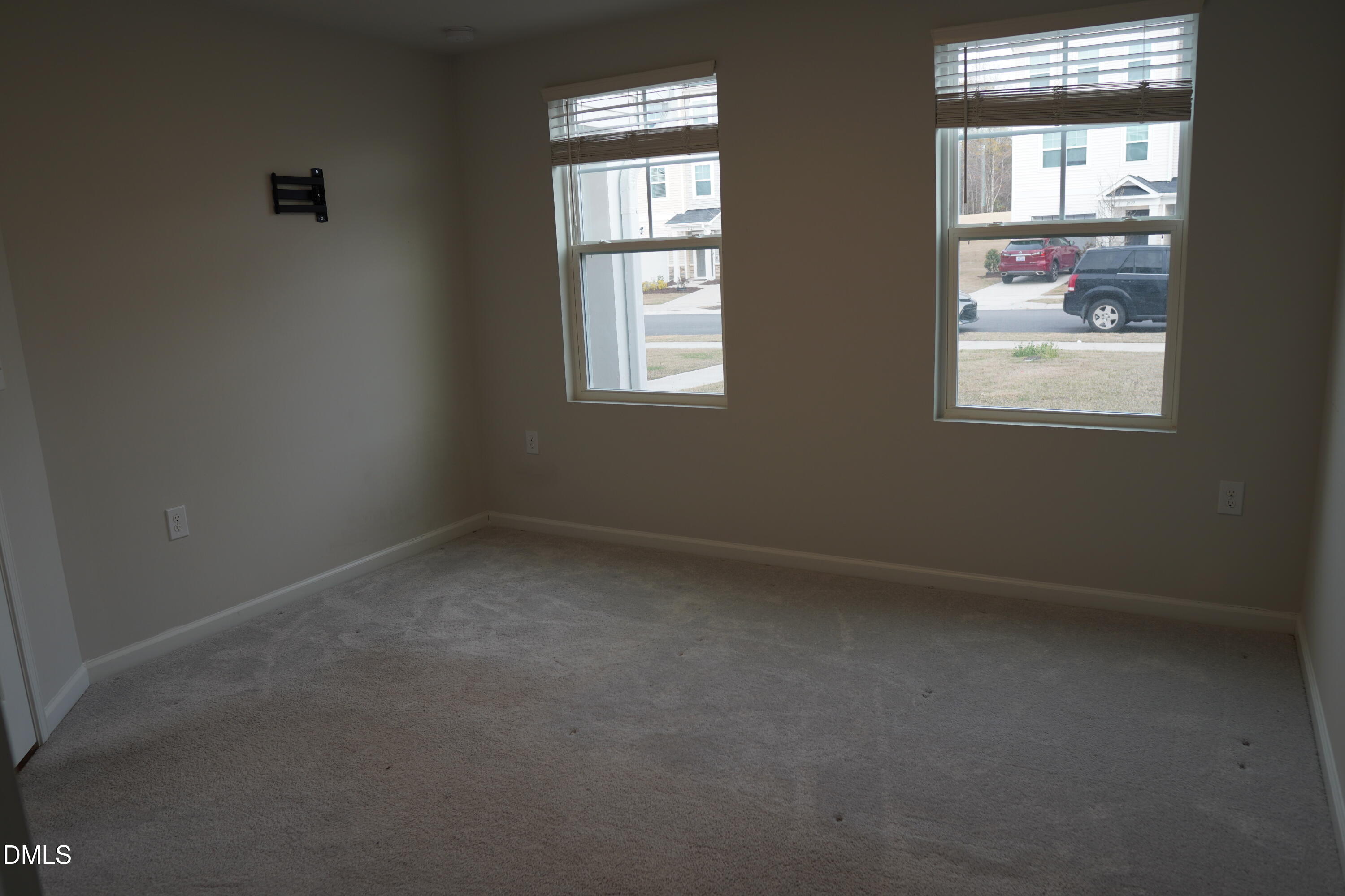 2626 Chert Lane Raleigh, NC 27610 - Photo 12 of 31 DSC00454