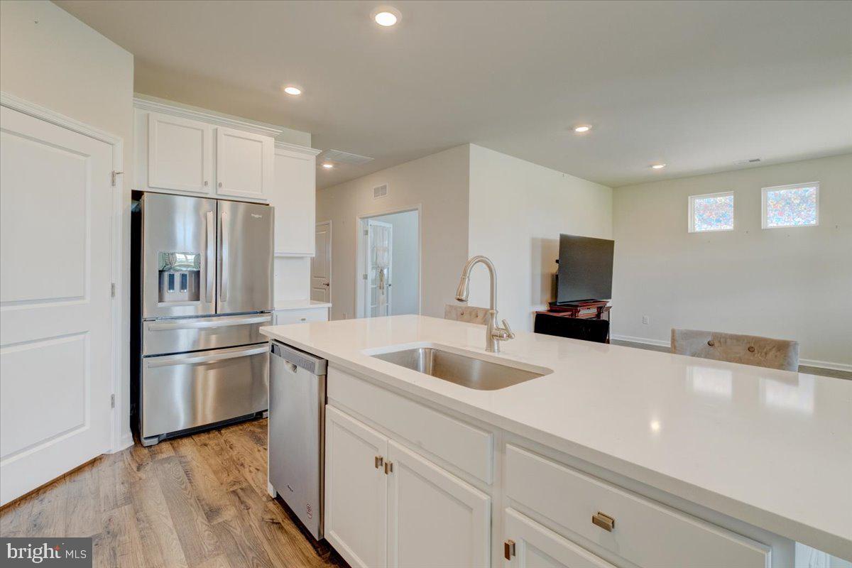 25 Walton Way Delanco, NJ 08075 - Photo 12 of 44