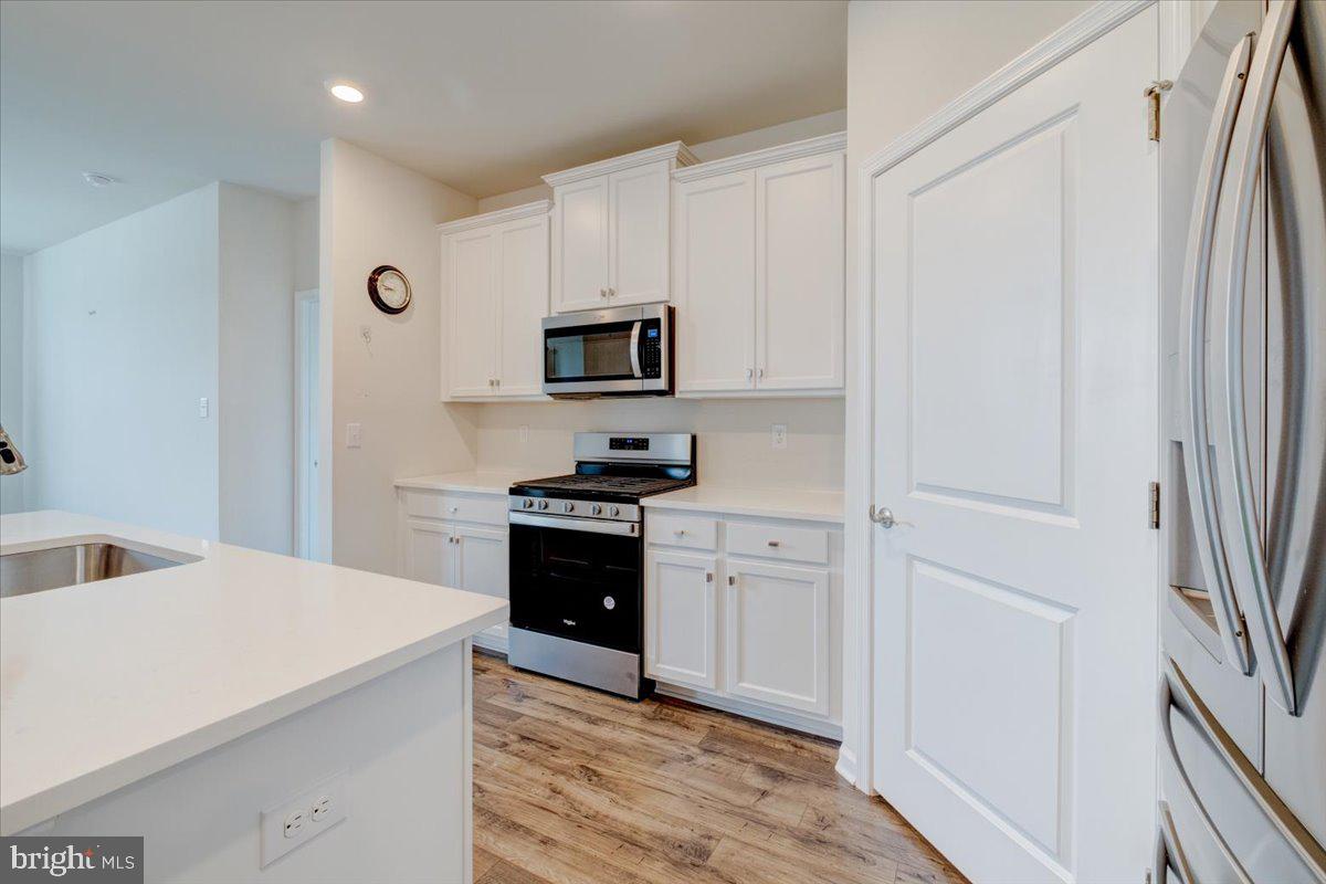 25 Walton Way Delanco, NJ 08075 - Photo 13 of 44