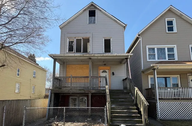 $39,000 | 8412 South Exchange Avenue, Chicago, IL 60617