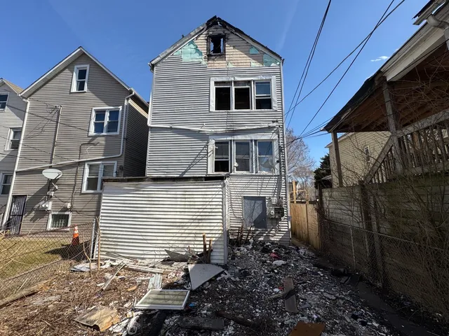 $39,000 | 8412 South Exchange Avenue, Chicago, IL 60617