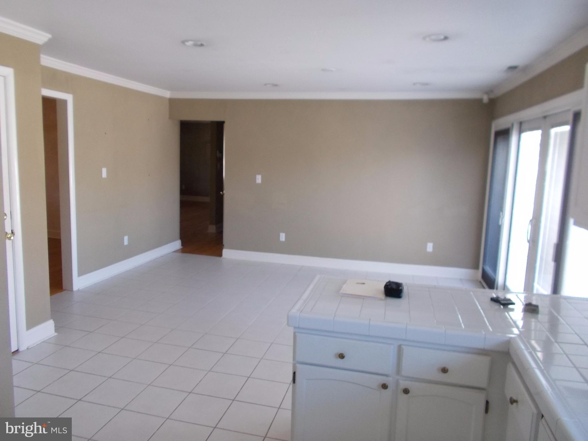 10 Sandy Acres Road Cambridge, MD 21613 - Photo 3 of 15 Kitchen
