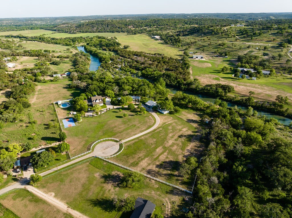 150 Dickey Road Ingram, TX 78025 - Photo 10 of 71 Gallery Image 10