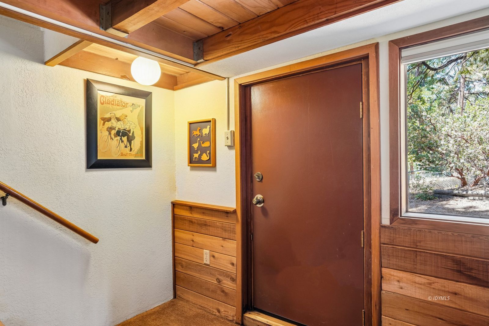 25447 Marion Ridge Drive Idyllwild, CA 92549 - Photo 23 of 41 Stairs/bonus room