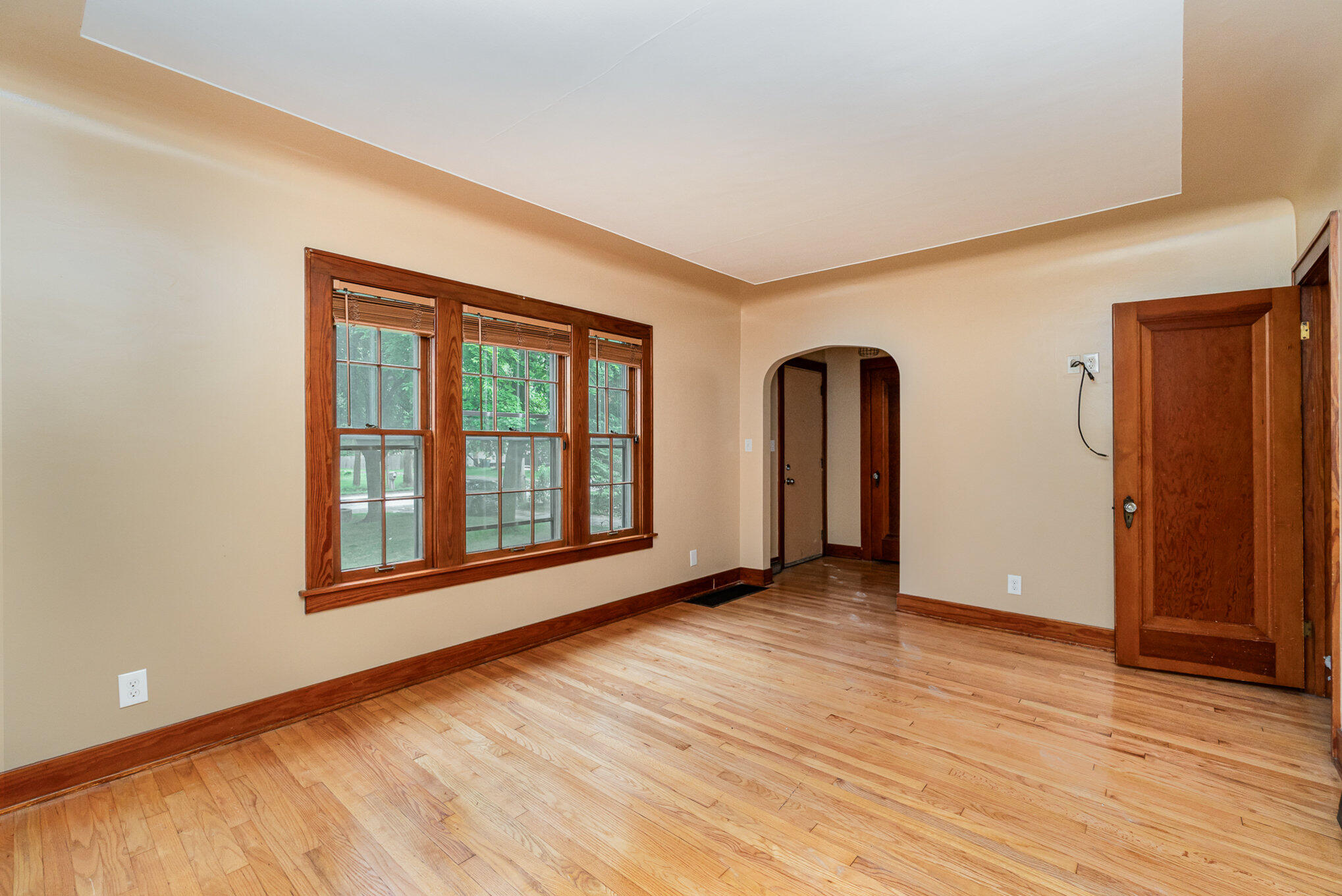 2132 Cass Avenue Road Bay City, MI 48708 - Photo 3 of 15 003_002_cass-edit
