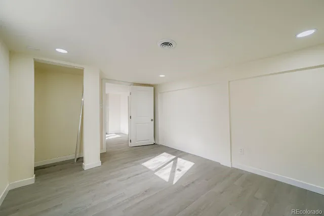 a view of empty room