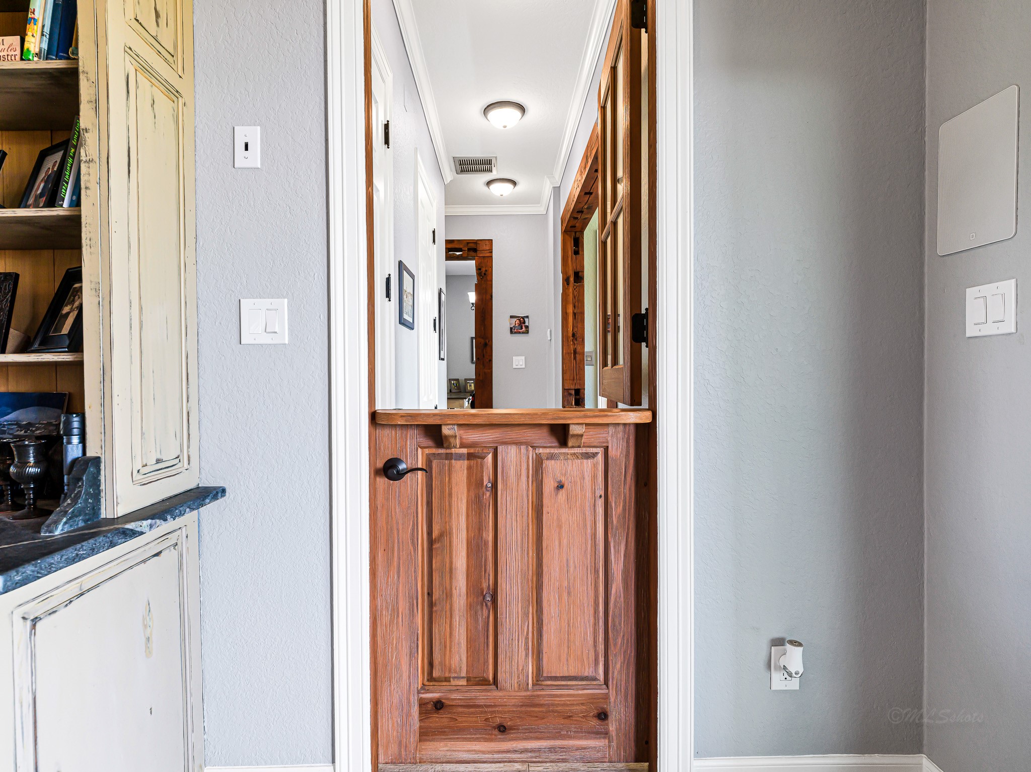 100 Pecan Grove Road Sealy, TX 77474 - Photo 38 of 48 a view of a hallway with closet and front door
