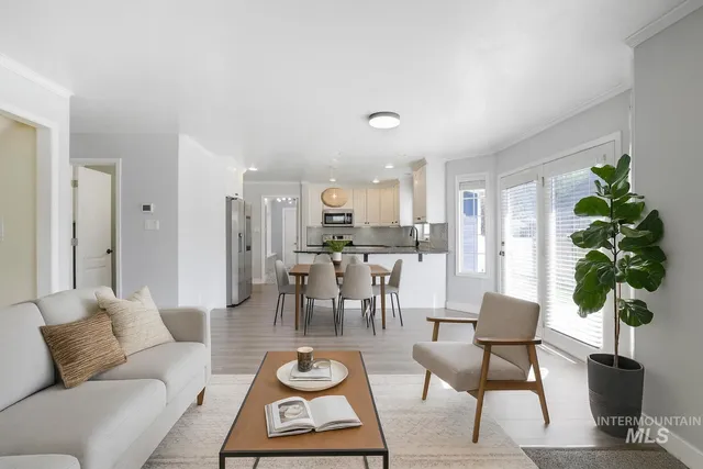 $579,000 | 2024 Julie Lane, Twin Falls, ID 83301