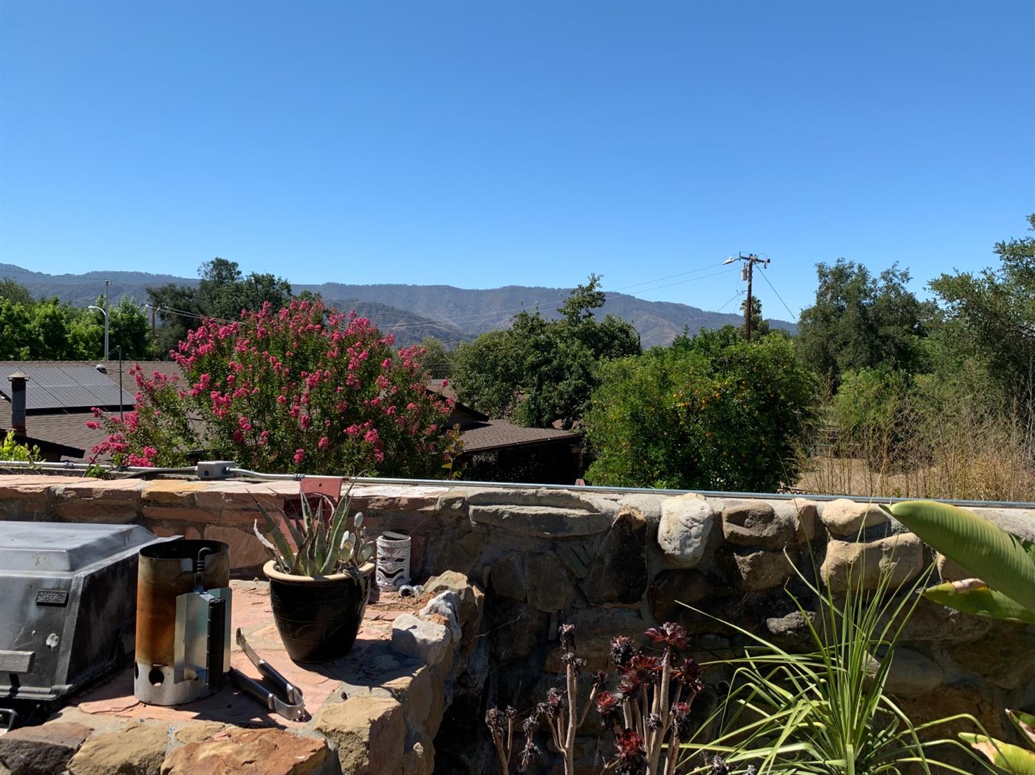 1405 Daly Road Ojai, CA 93023 - Photo 6 of 15 Gallery Image 6